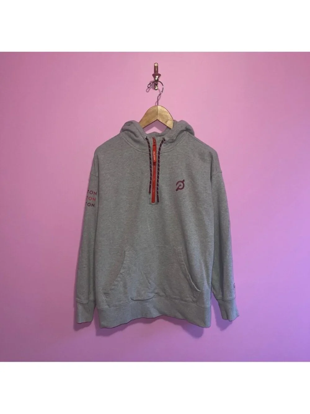 Peloton Grey‎ Half-Zip Hoodie Sweatshirt Men’s Small Kangaroo Pocket Logo